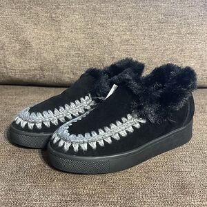 New Aqua College Albina Womens Cow Suede Faux Fur Shooties Size 6.5 in Black